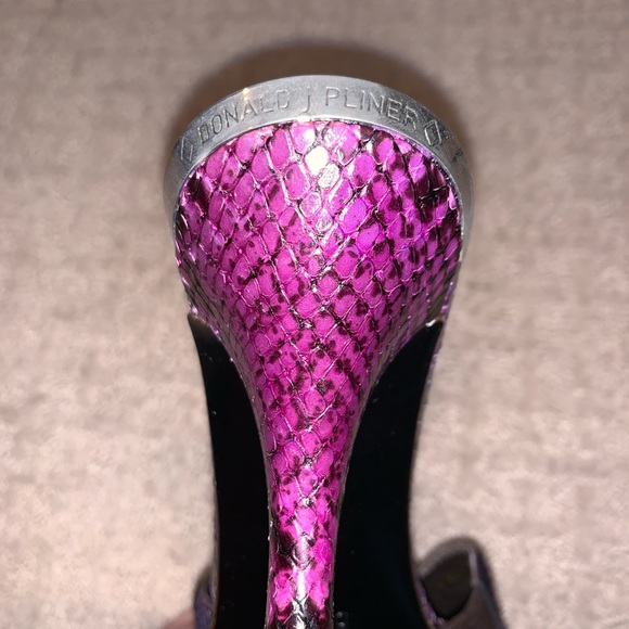 Purple fur snakeskin Donald Pliner slides - Picture 7 of 9